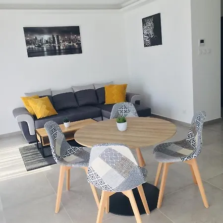 Apartment Les Acacias *