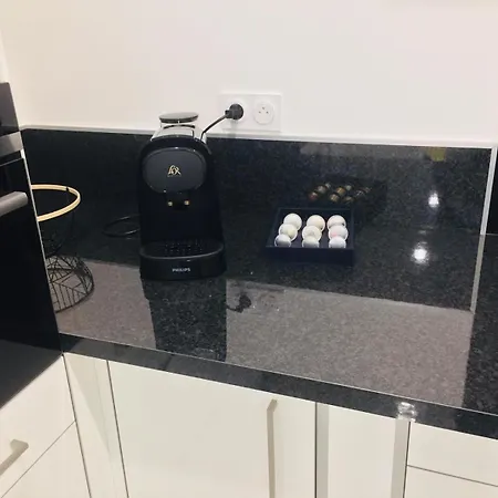 Les Acacias Caveirac